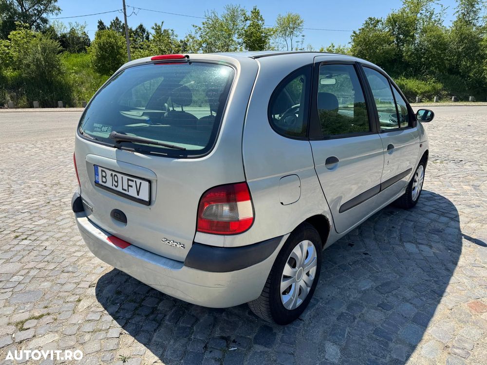 Renault Scenic 1.6 Expression - 2