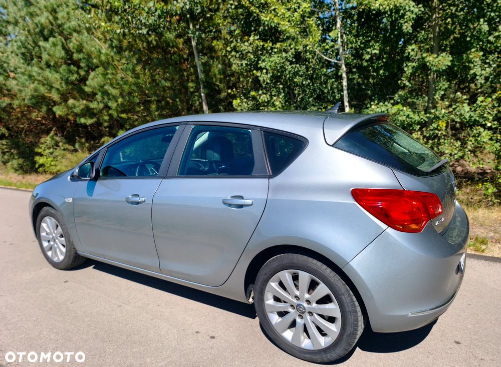 Opel Astra 1.7 CDTI Enjoy - 5