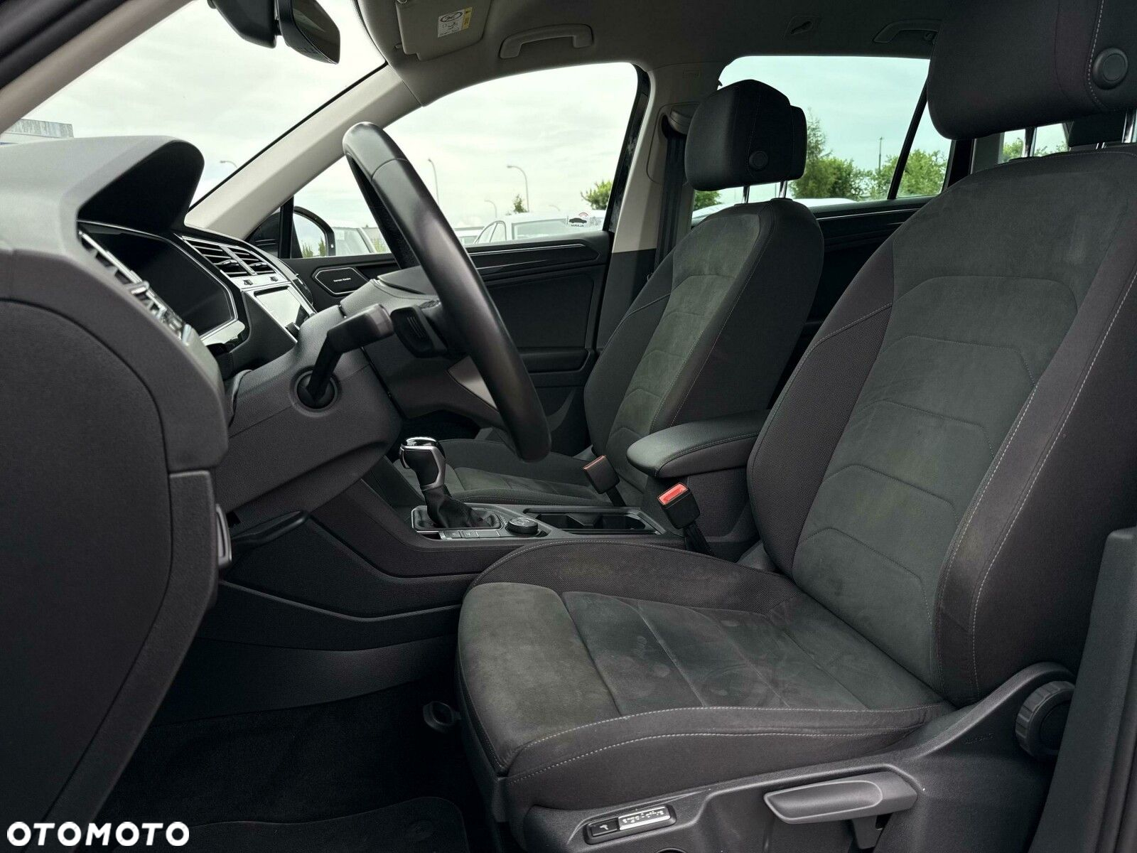 Volkswagen Tiguan 2.0 TSI 4Mot Life DSG - 9