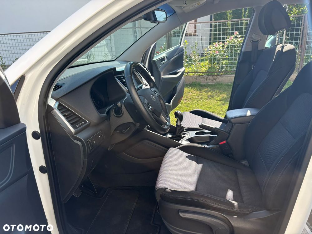 Hyundai Tucson blue 1.7 CRDi 2WD Classic - 15