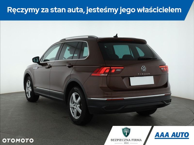 Volkswagen Tiguan - 6
