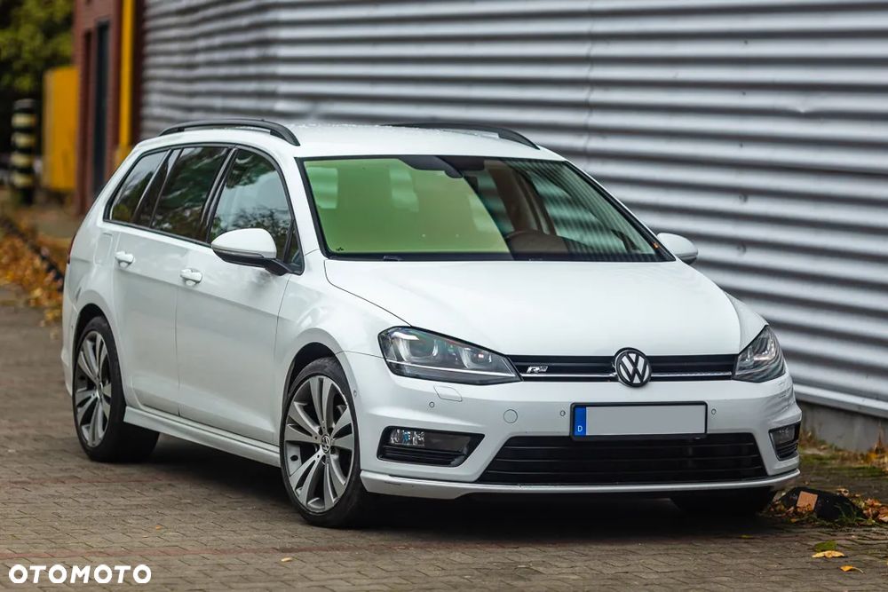 Volkswagen Golf 2.0 BlueTDI Cup - 11