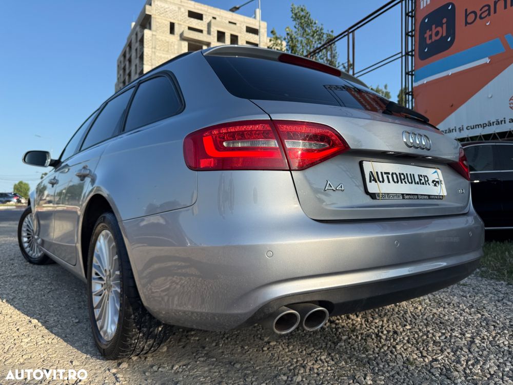 Audi A4 Avant 2.0 TDI DPF clean diesel multitronic Attraction - 12