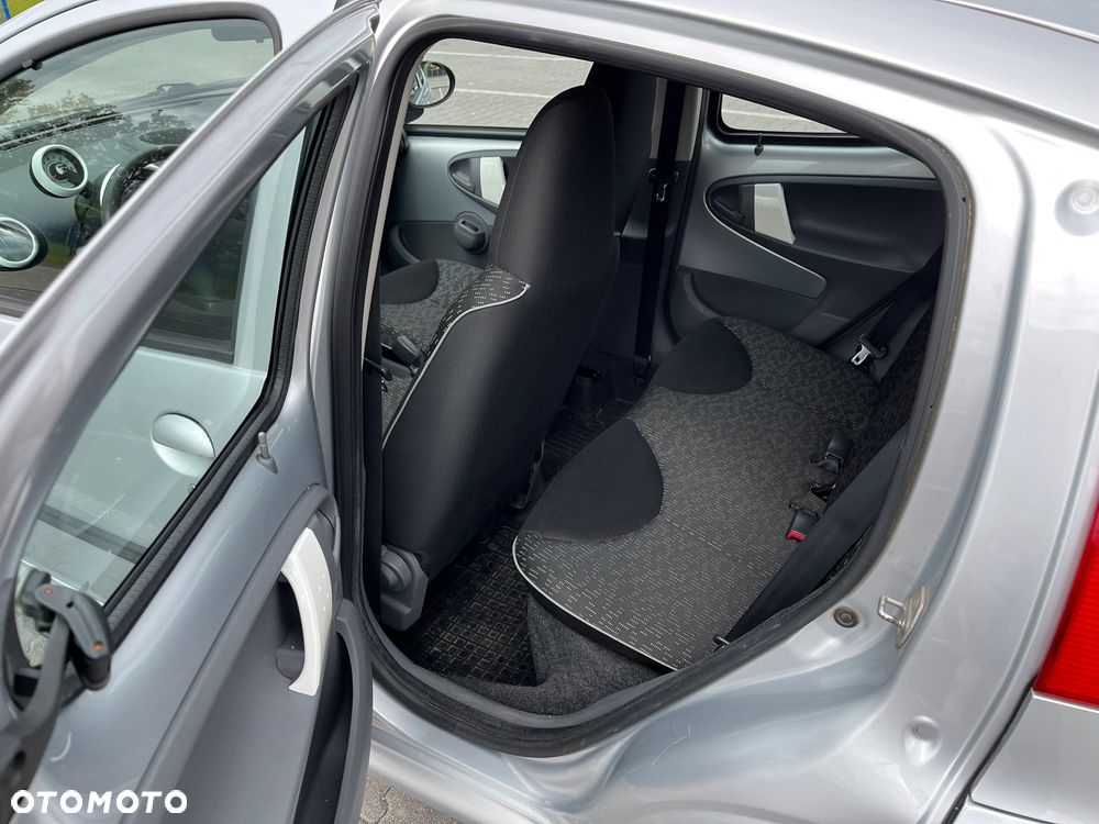 Peugeot 107 1.0 Urban Move Euro5 - 15