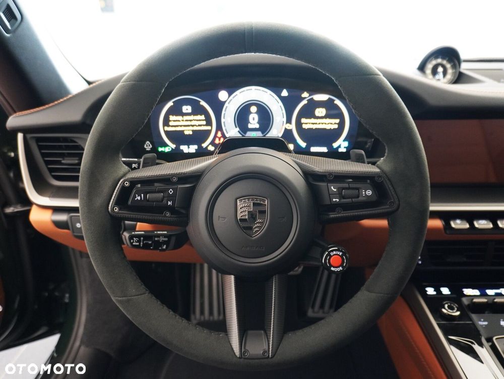 Porsche 911 Turbo S - 24