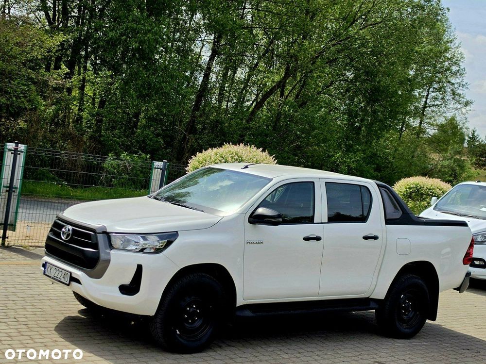 Toyota Hilux - 1