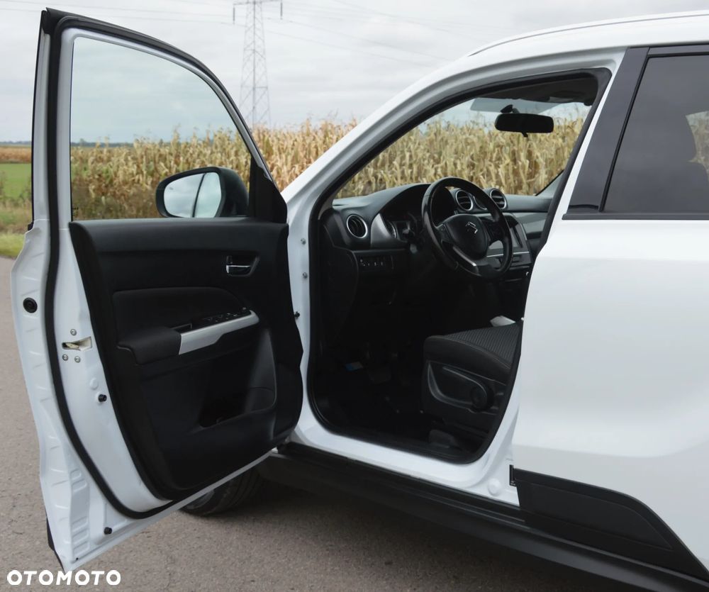 Suzuki Vitara - 10