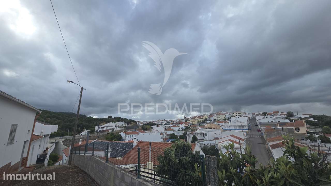 Ruina na Aldeia de São Marcos da Serra, Algarve - Grande imagem: 5/5