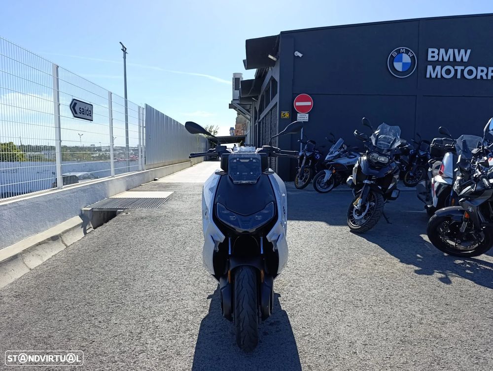 BMW CE 04 - 8