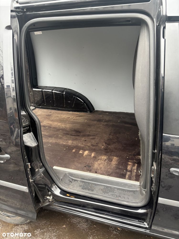 Volkswagen Caddy - 12