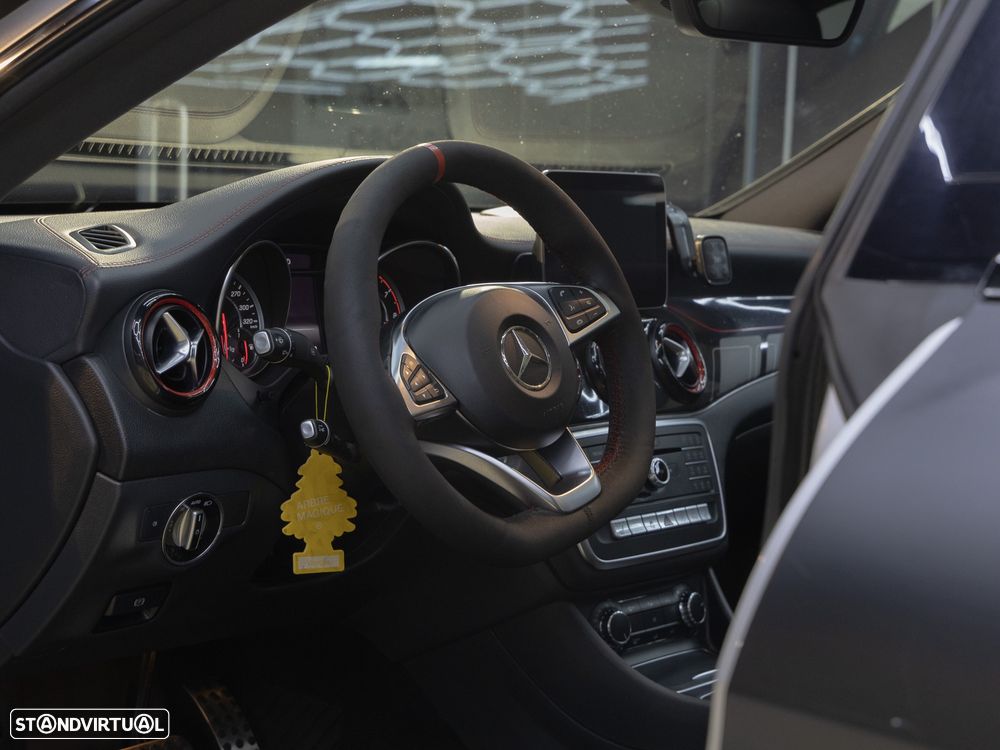 Mercedes-Benz CLA 45 AMG S 4Matic+ Speedshift 8G-D - 10