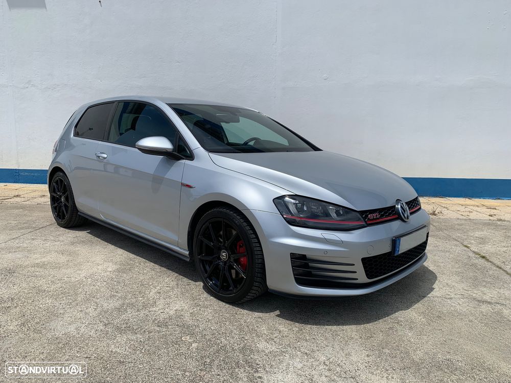 VW Golf 2.0 TSi GTi DSG Performance - 8