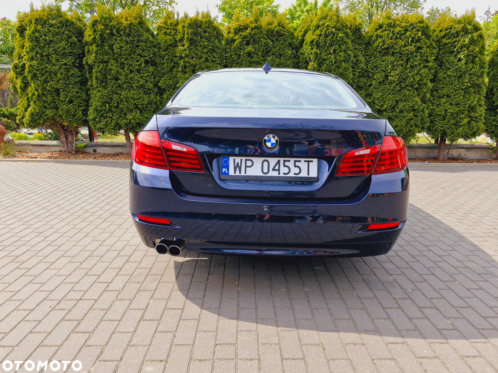 BMW Seria 5 528i xDrive - 11