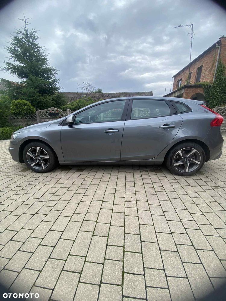 Volvo V40 - 8