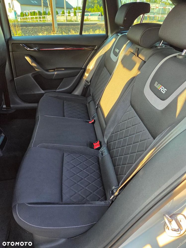 Skoda Octavia 2.0 TSI RS 230 - 16