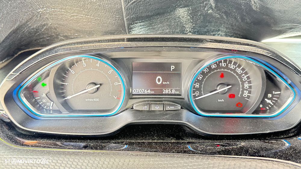 Peugeot 2008 - 5