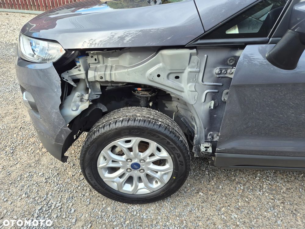 Ford EcoSport 1.5 TDCi TITANIUM - 24