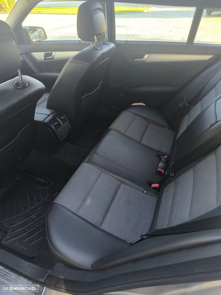 Mercedes-Benz C 220 CDi Avantgarde BlueEfficiency - 17