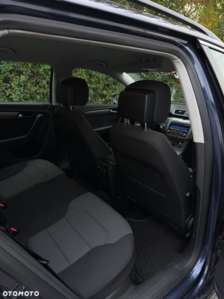Volkswagen Passat Variant 1.6 TDI DPF BlueMotion Technology Comfortline - 18