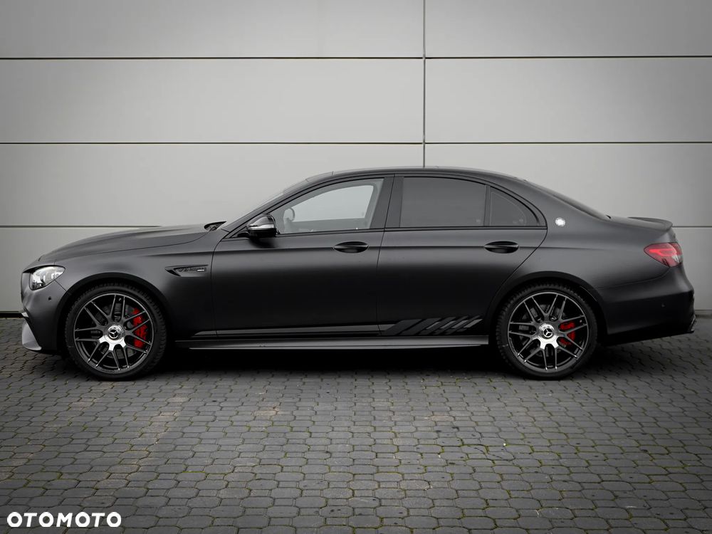 Mercedes-Benz Klasa E AMG 63 S 4Matic+ AMG Speedshift MCT-9G Final Edition - 5