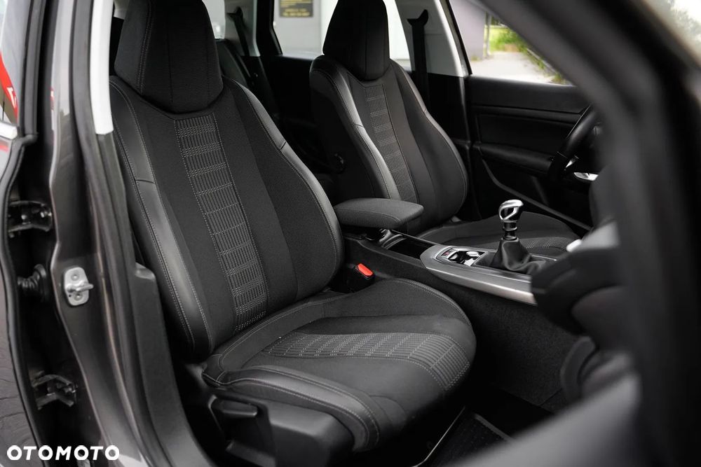 Peugeot 308 BlueHDi 130 Stop & Start Allure - 17