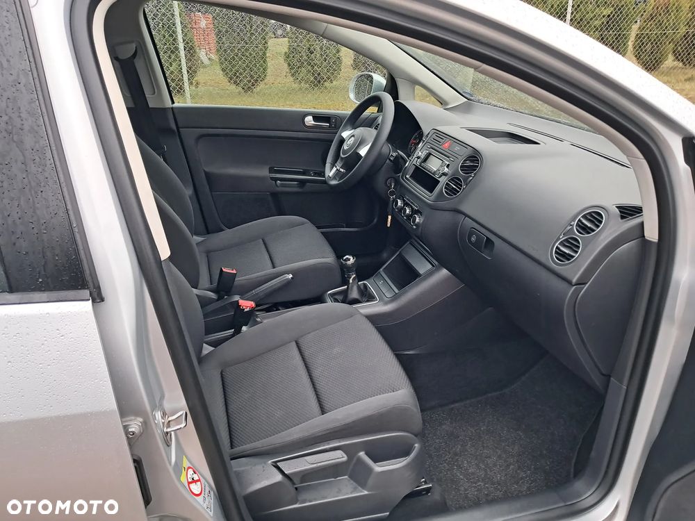 Volkswagen Golf Plus 1.6 Edition - 16