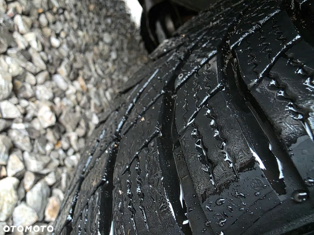 Nissan Qashqai 1.5 dCi N-Connecta - 13