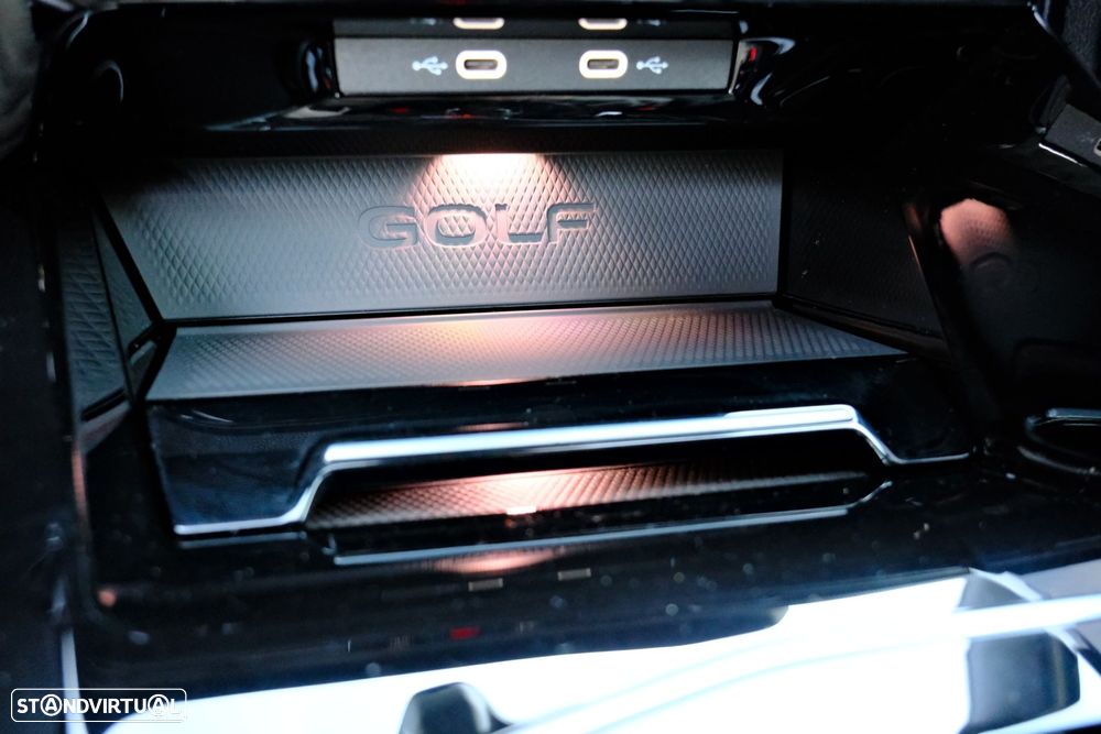 VW Golf 1.5 TSI e-Hybrid GTE DSG - 39
