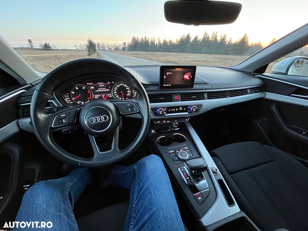 Audi A4 2.0 TDI S tronic - 11