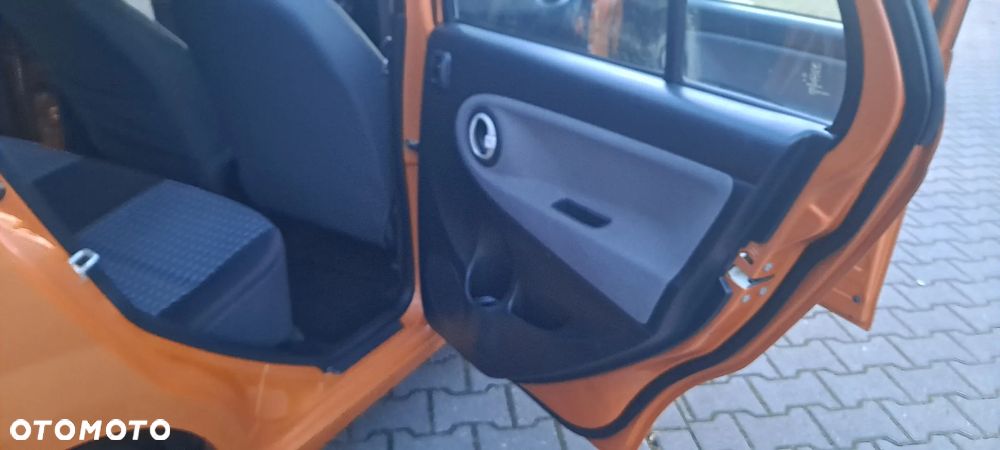 Daihatsu Trevis 1.0 Junior - 28