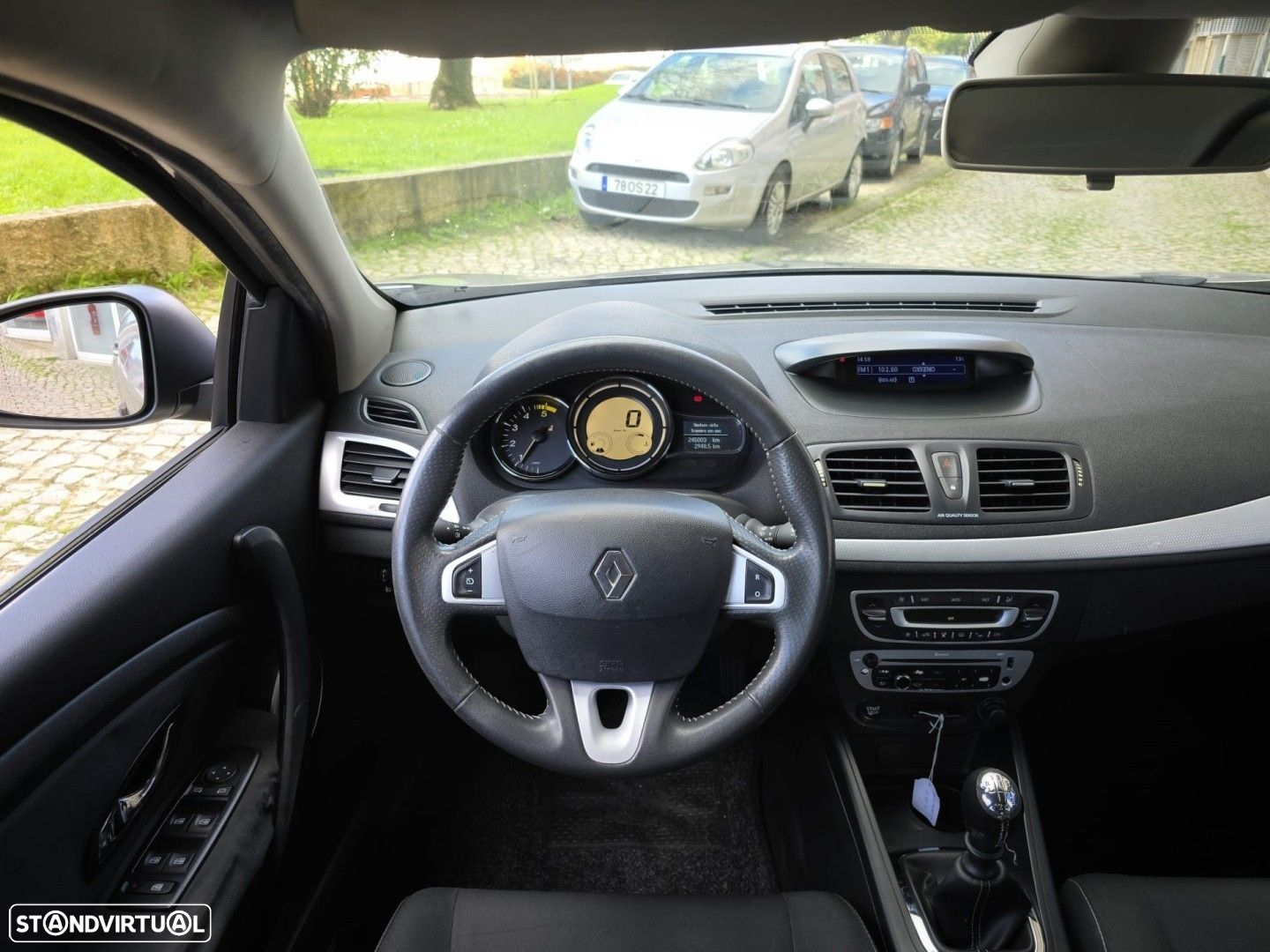 Renault Mégane 1.5 dCi Dynamique S - 6