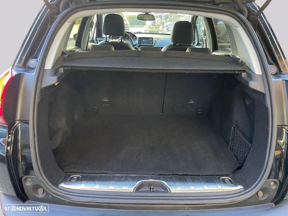 Peugeot 2008 - 46
