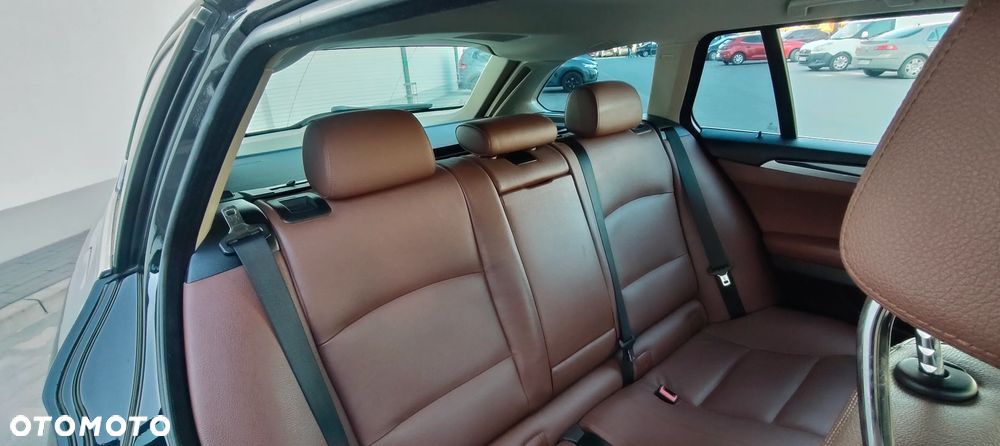 BMW Seria 5 525d Luxury Line - 35