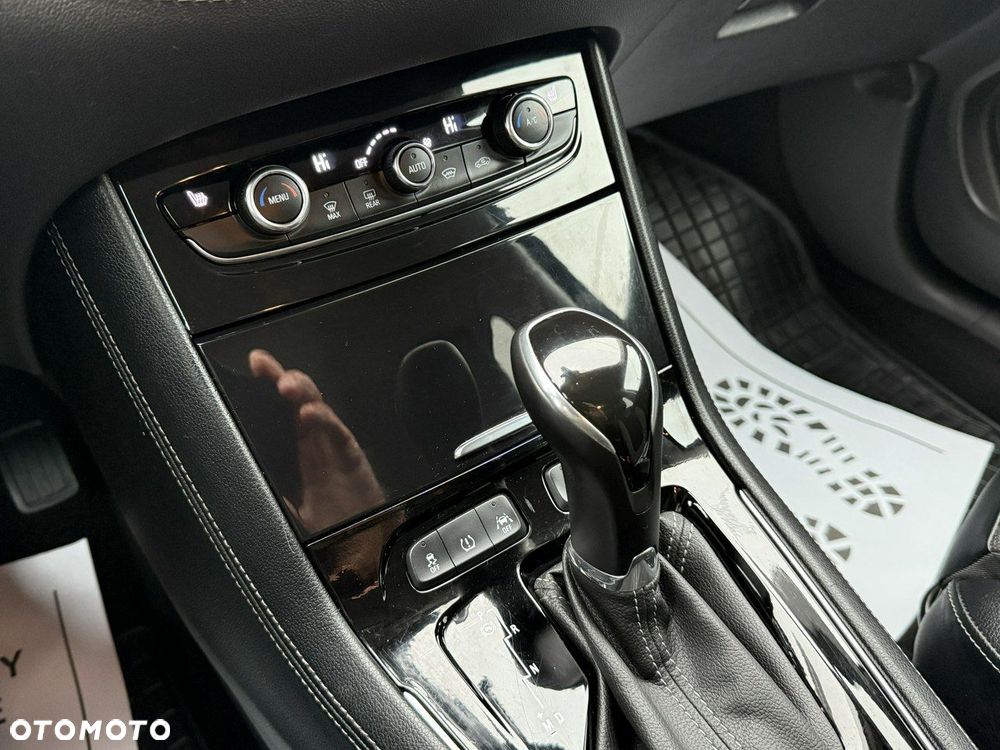 Opel Grandland X - 32