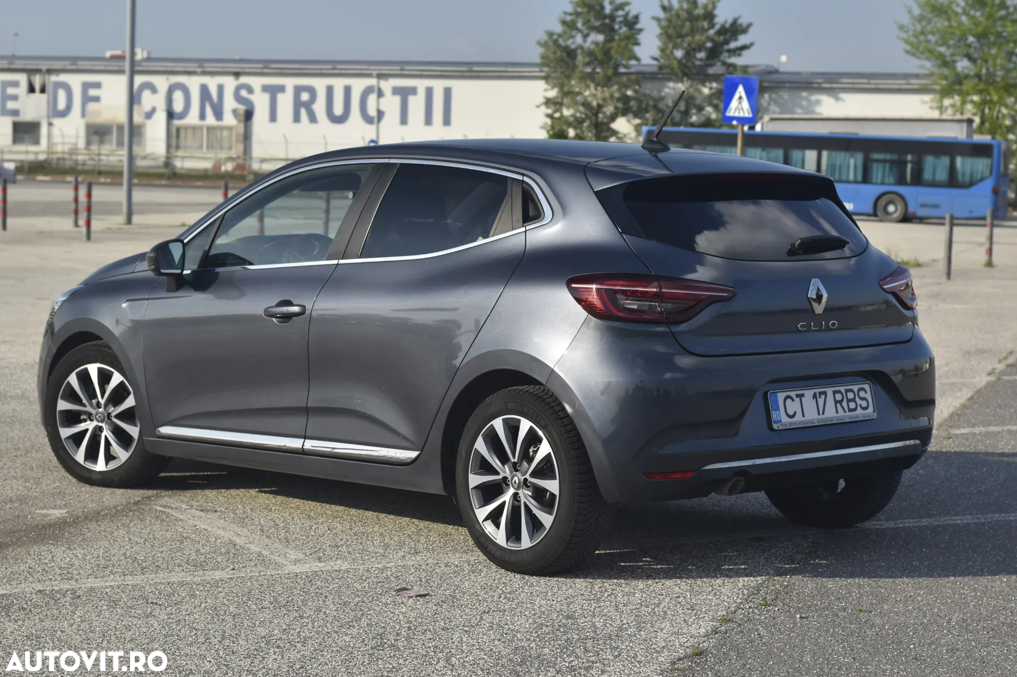 Renault Clio - 7