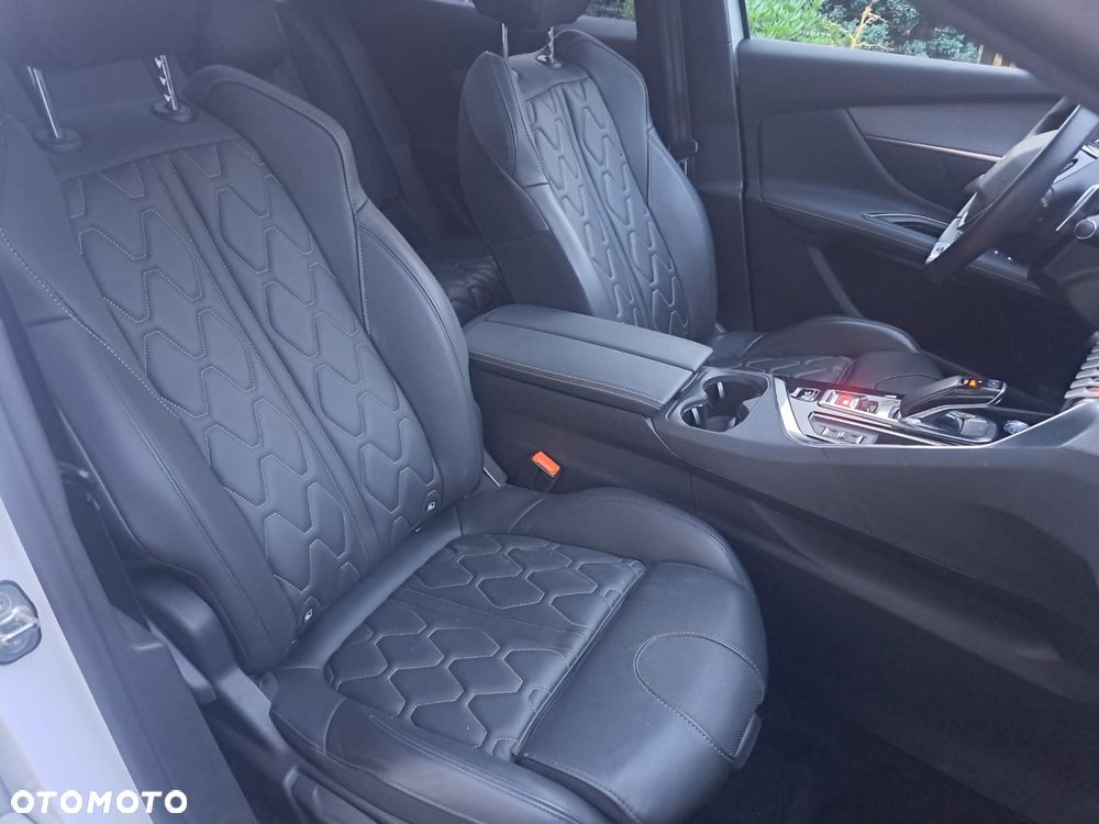 Peugeot 3008 - 12