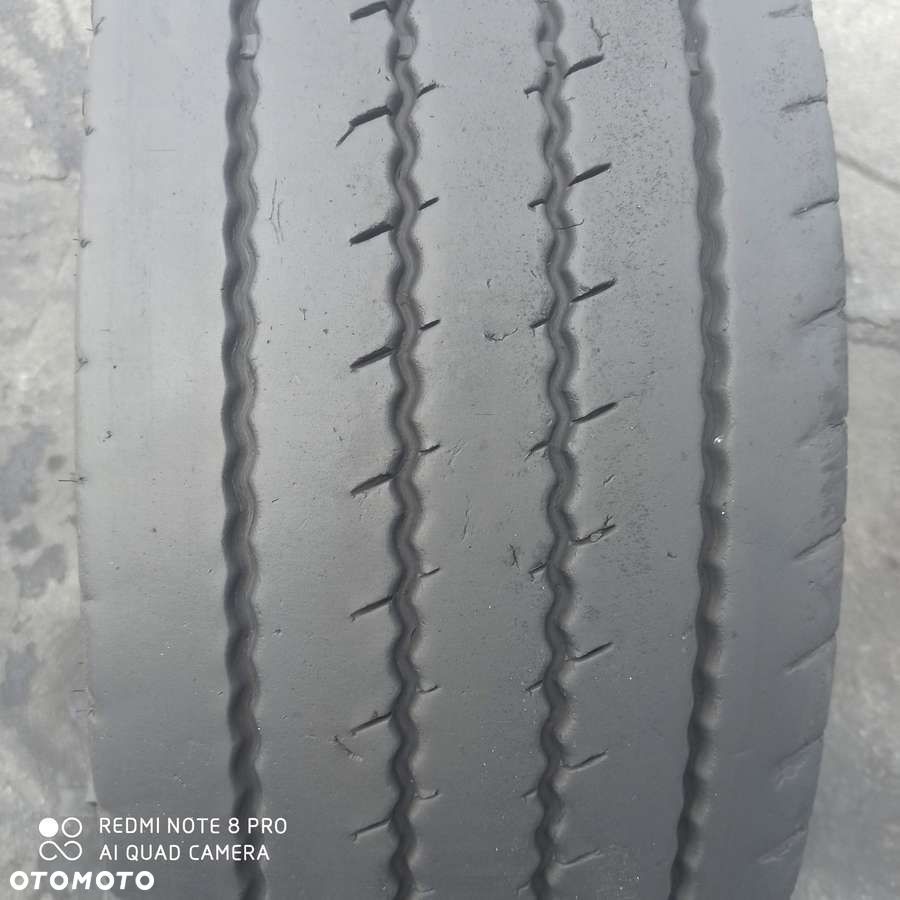 Komplet opon - 2 x 285/70 R19.5 Kama - 3