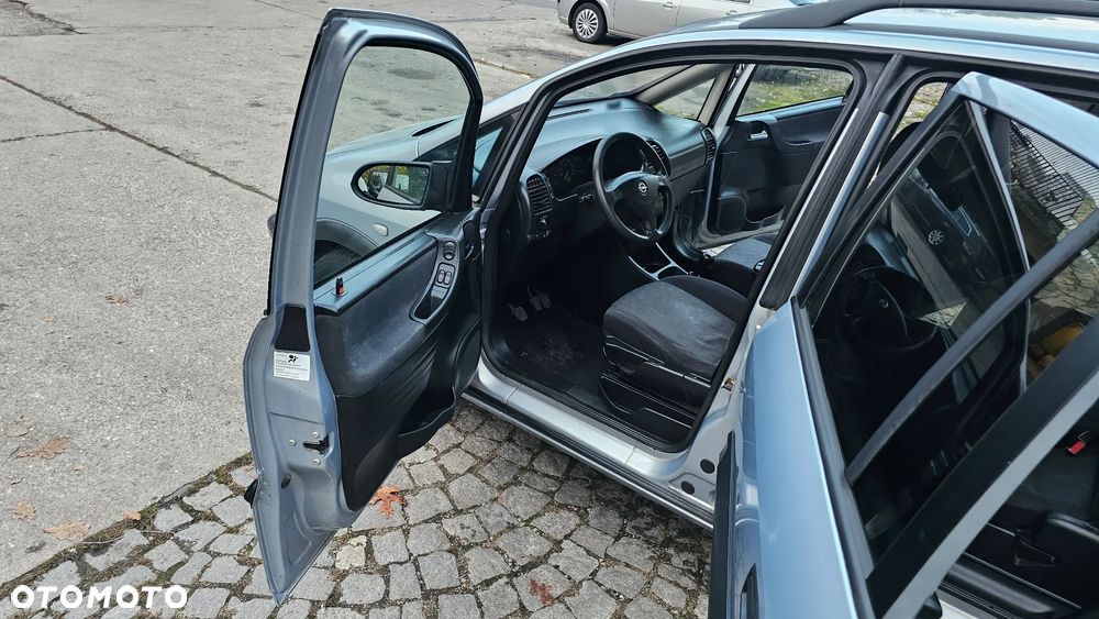 Opel Zafira - 7