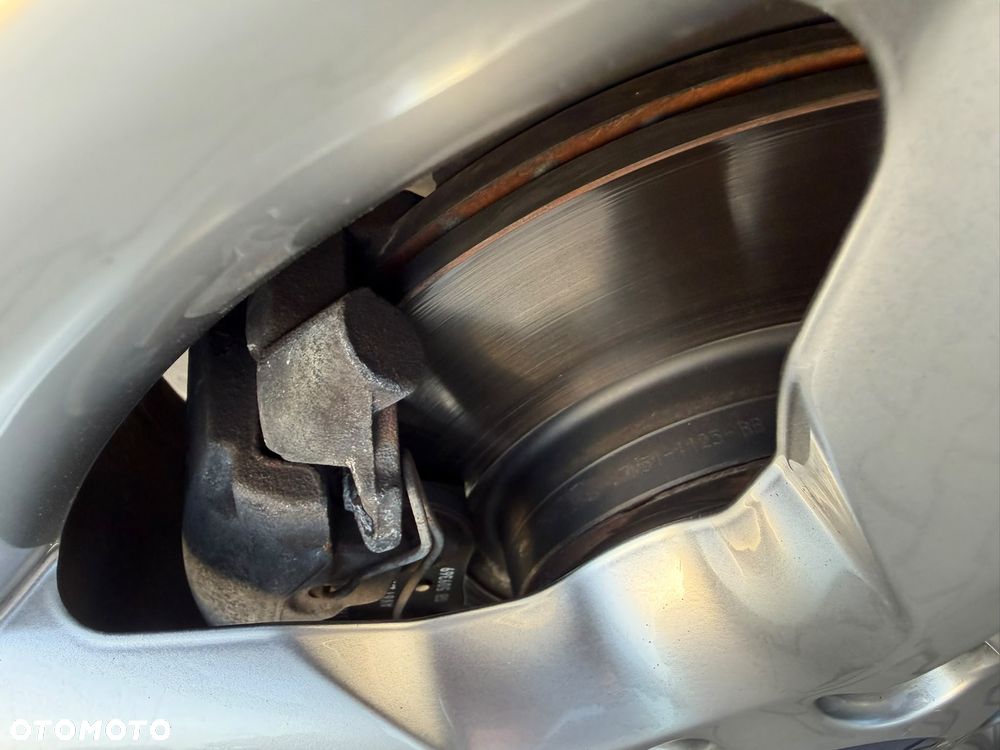 Ford Focus 1.6 EcoBoost Titanium - 19