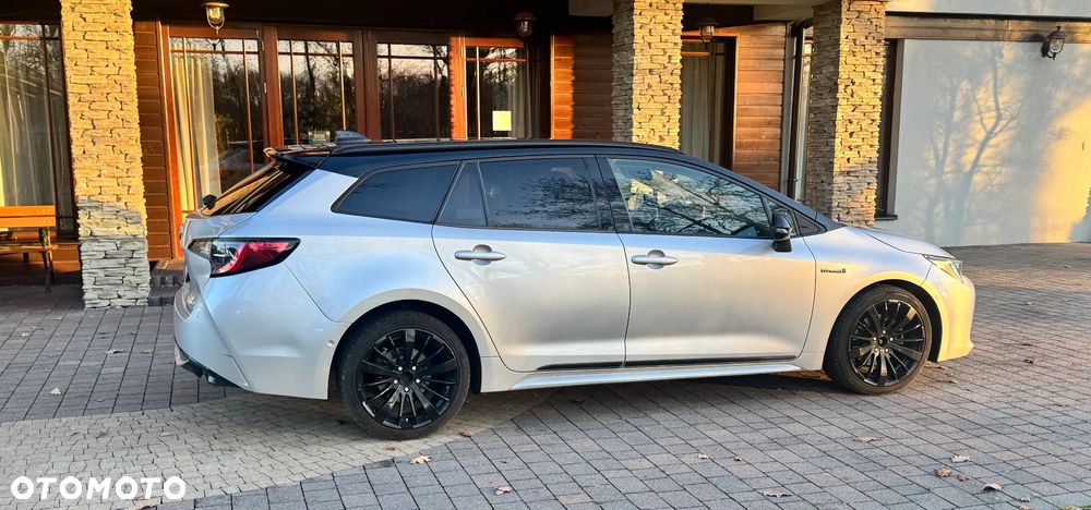 Toyota Corolla 2.0 Hybrid GR Sport Dynamic - 3