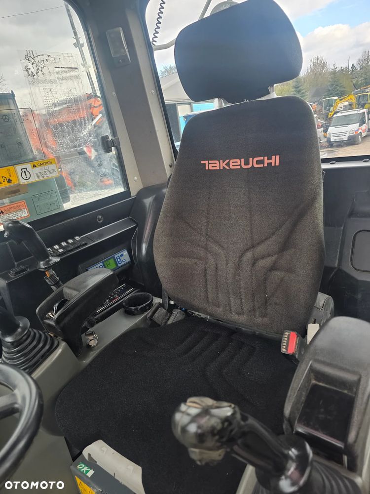 Takeuchi TB 295W Powertilt - 18