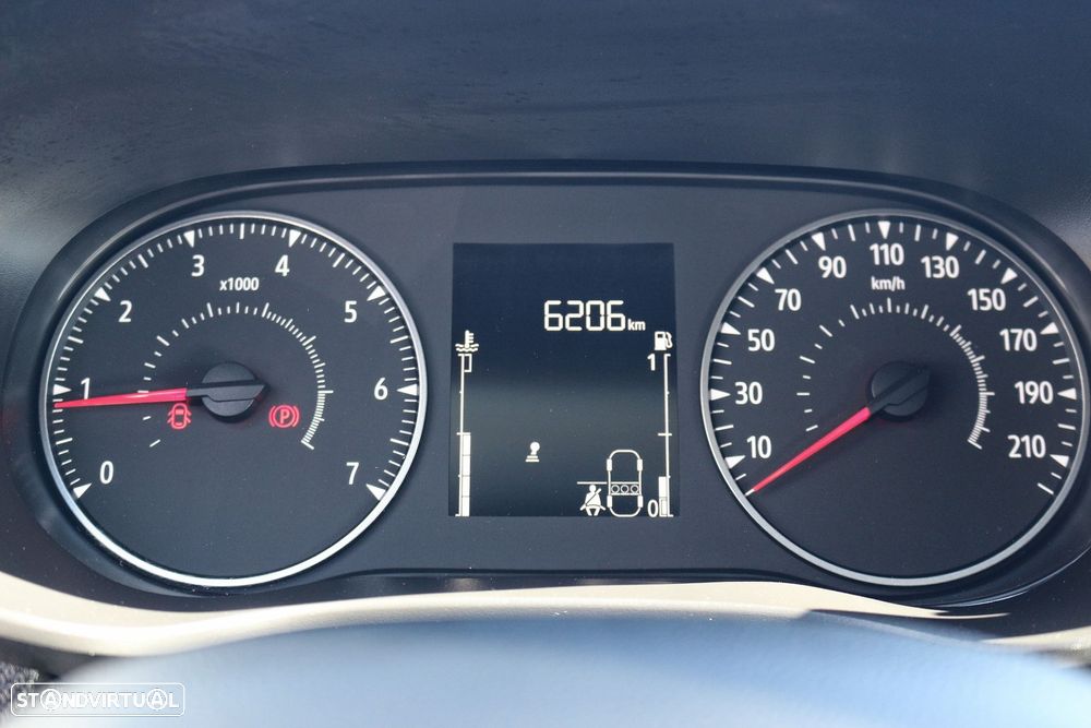 Dacia Sandero 1.0 SCe Essential - 27