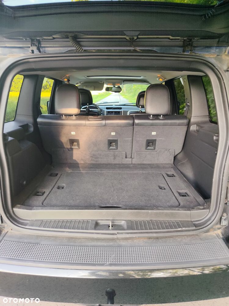 Jeep Liberty - 13