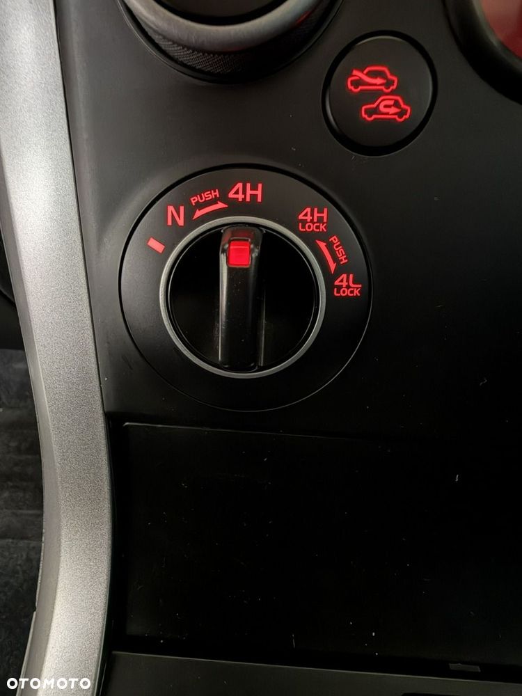 Suzuki Grand Vitara - 26