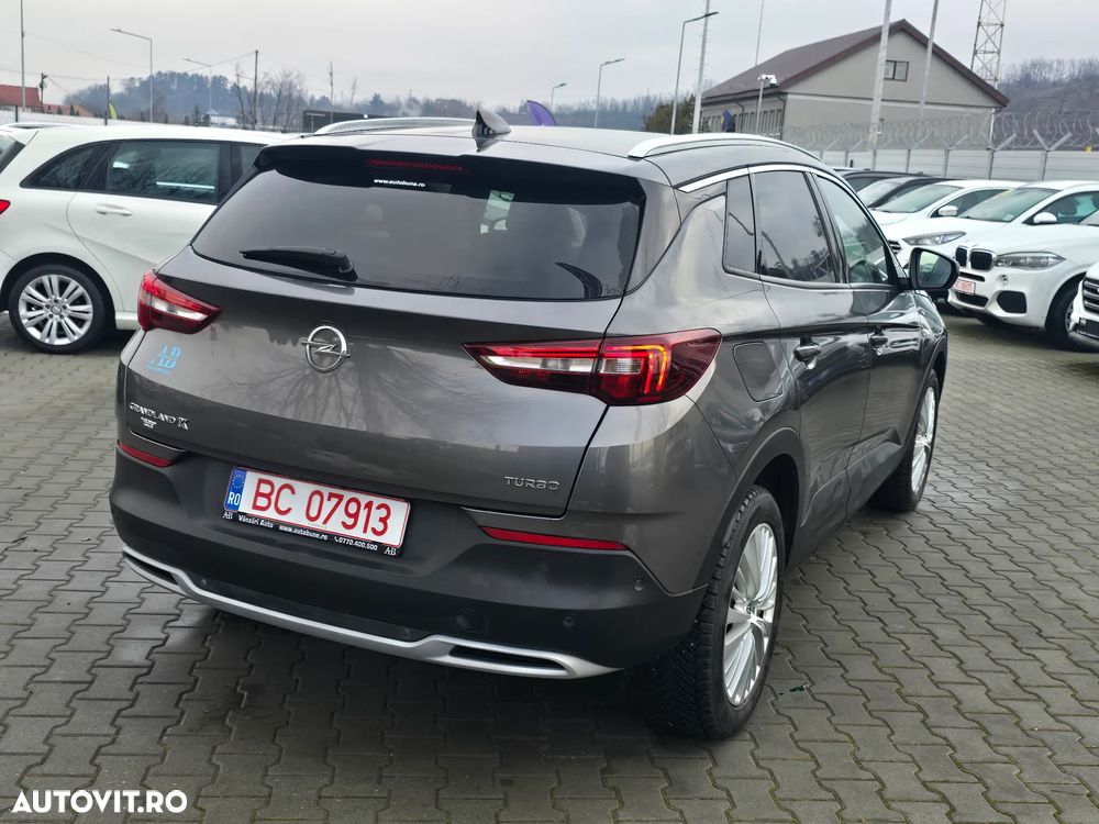 Opel Grandland X 1.2 Start/Stop Elegance - 4