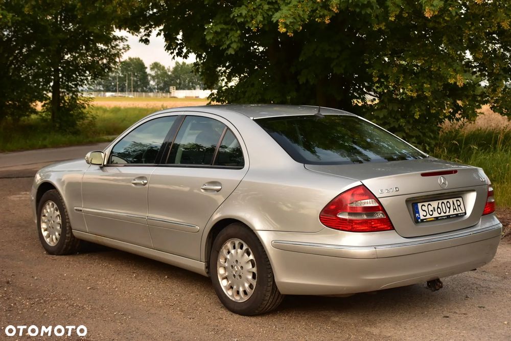 Mercedes-Benz Klasa E 270 CDI Elegance - 4