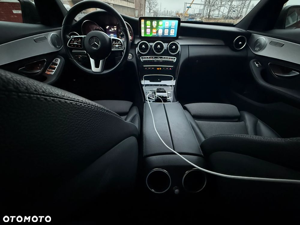 Mercedes-Benz Klasa C 220 d T 9G-TRONIC - 24