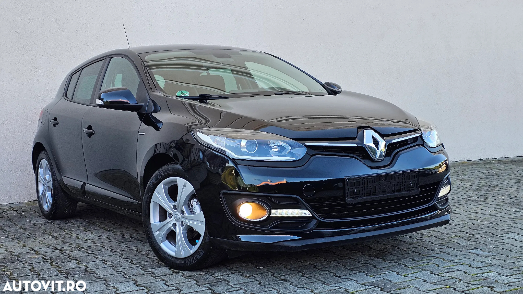 Renault Megane ENERGY TCe 115 Start & Stop LIMITED - 4