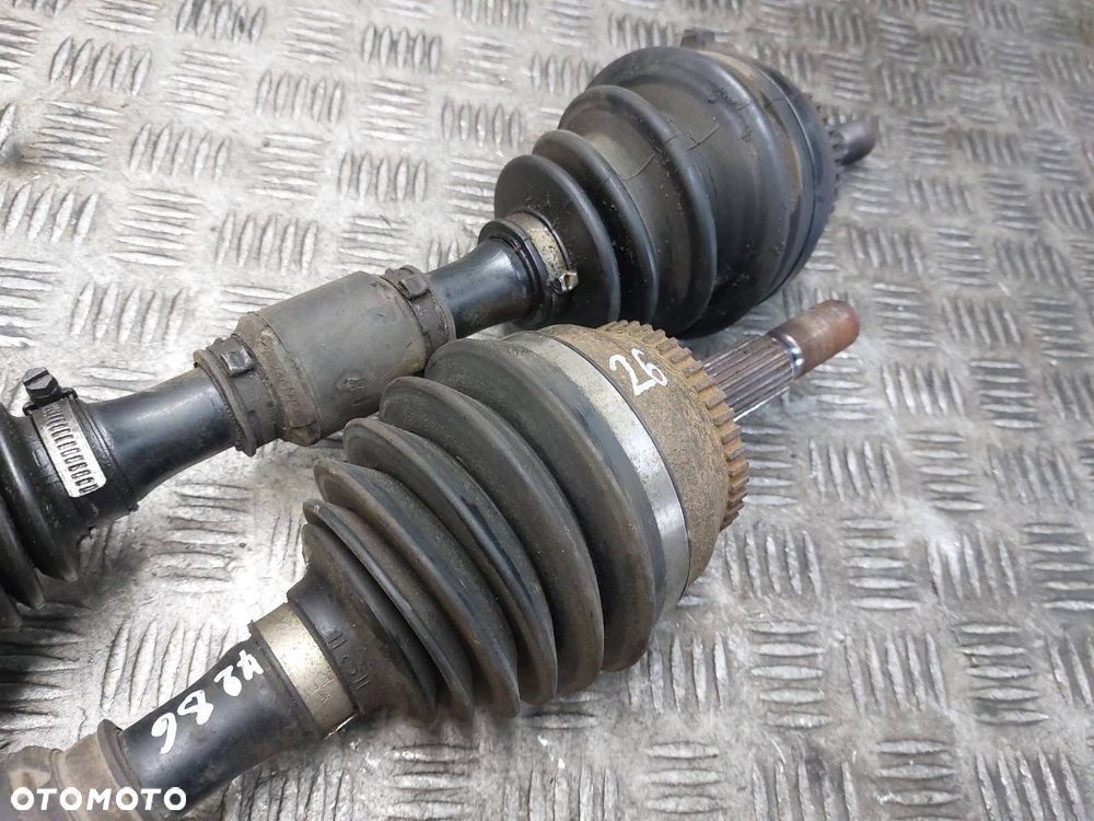 PÓŁOŚ LEWY PRZÓD + PRAWY PRZÓD 5B VOLVO S40 I LIFT V40 I LIFT 1.9 DI - 4