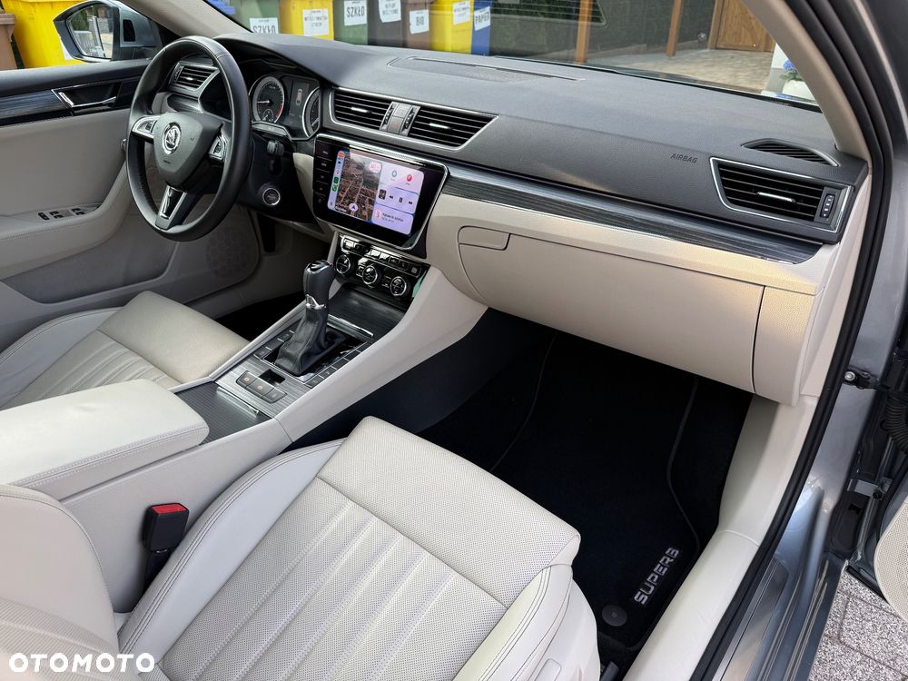 Skoda Superb 2.0 TDI DSG Style - 18